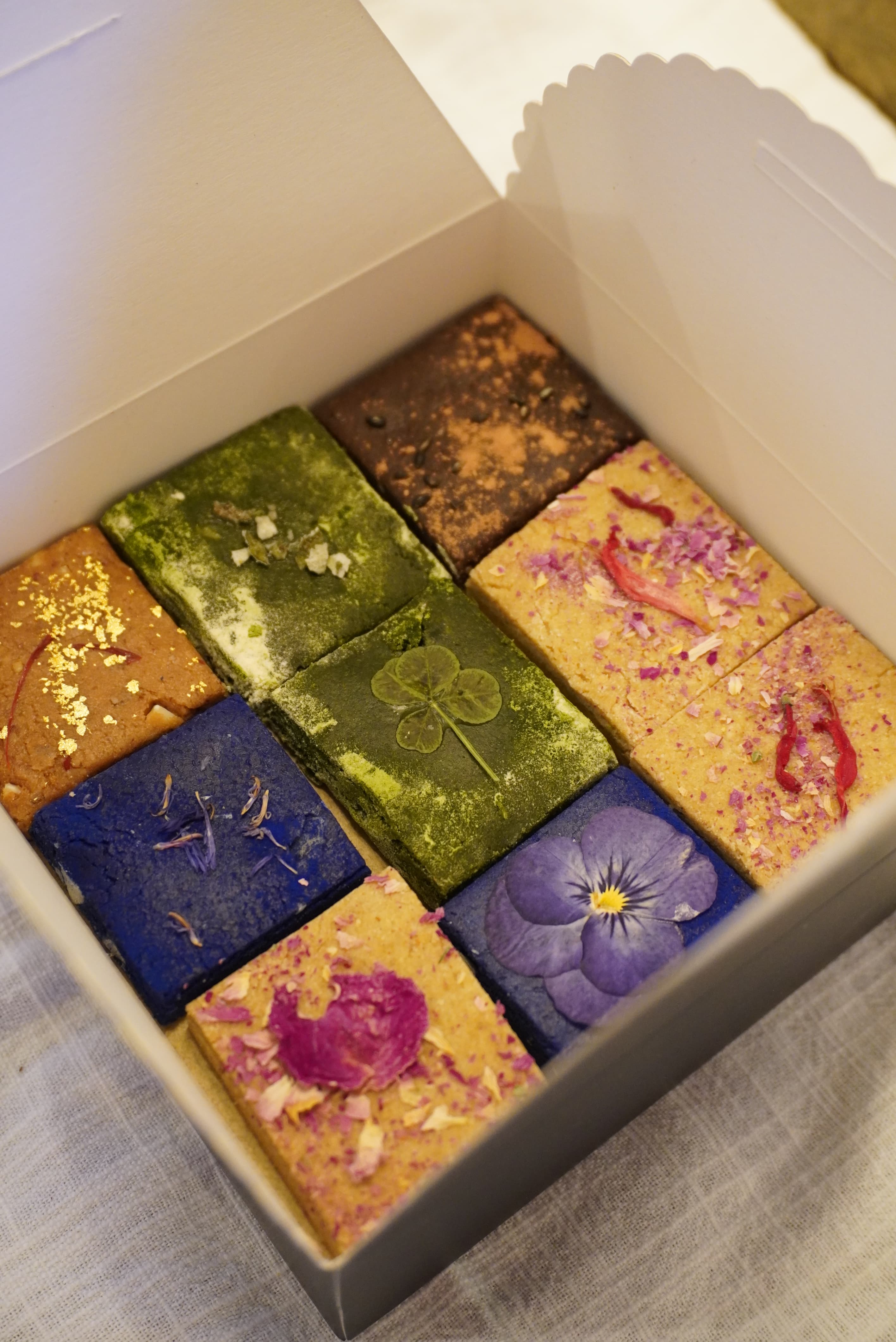 Coffret des Barres Suprêmes — créations nootropiques au cacao Criollo cru par Virgile